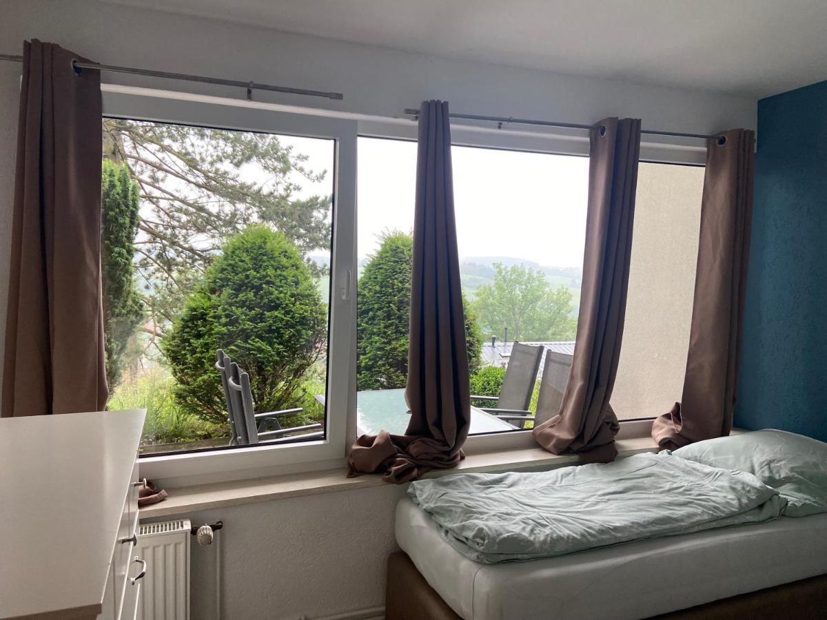 Traumhaftes Ferienhaus Husen Exterior foto